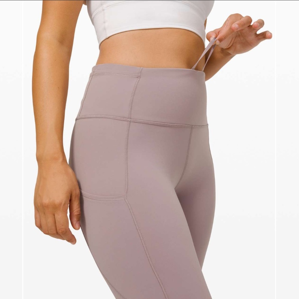 Lululemon Fast and Free Tight II 25" Non-Reflective Nulux Violet Verbena Size 8